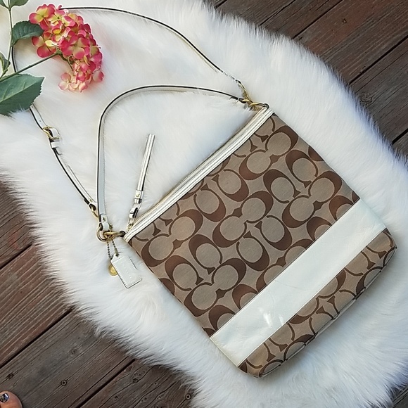 *COACH* Classic Large Tote Bag, White, Beige, Gold - Picture 4 of 8